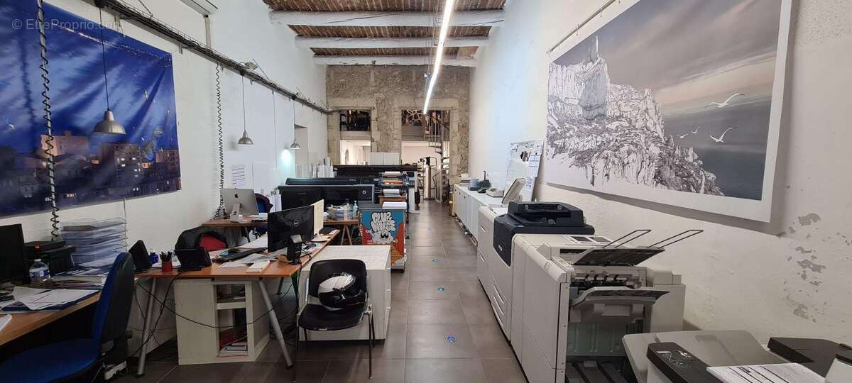 Commerce à MARSEILLE-6E