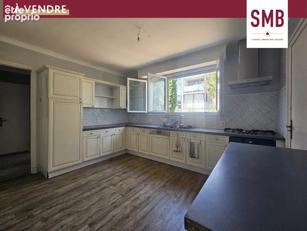 Maison de plain-pied 86 m²  3 chambres, garage, terrain 578 m² et potentiel d'aménagement - photo 3