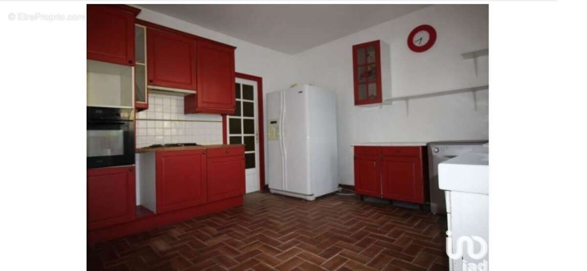 Photo 3 - Maison à VILLENEUVE-LA-GUYARD