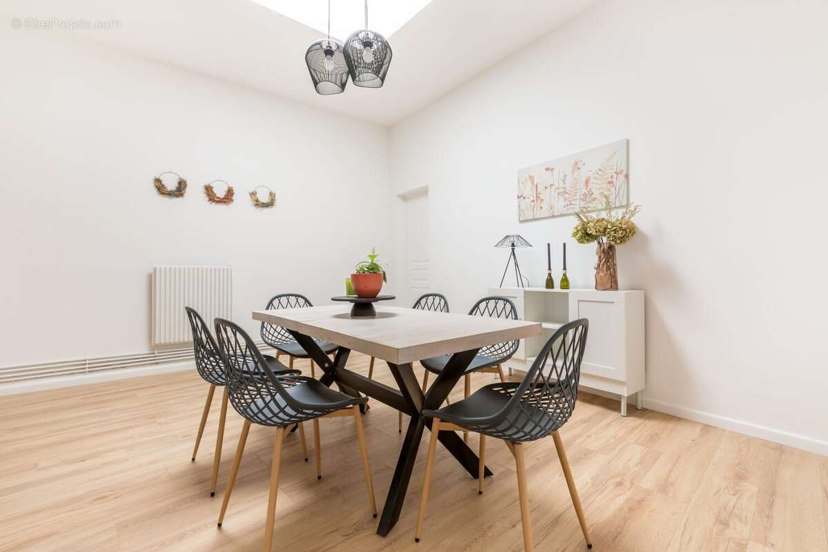Appartement 165 m² à Roubaix  - photo 4
