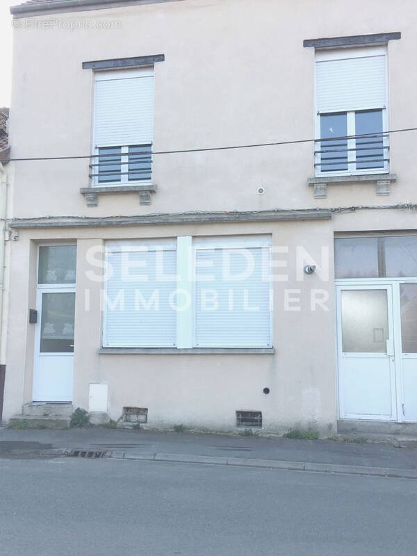 Appartement à BRUAY-LA-BUISSIERE