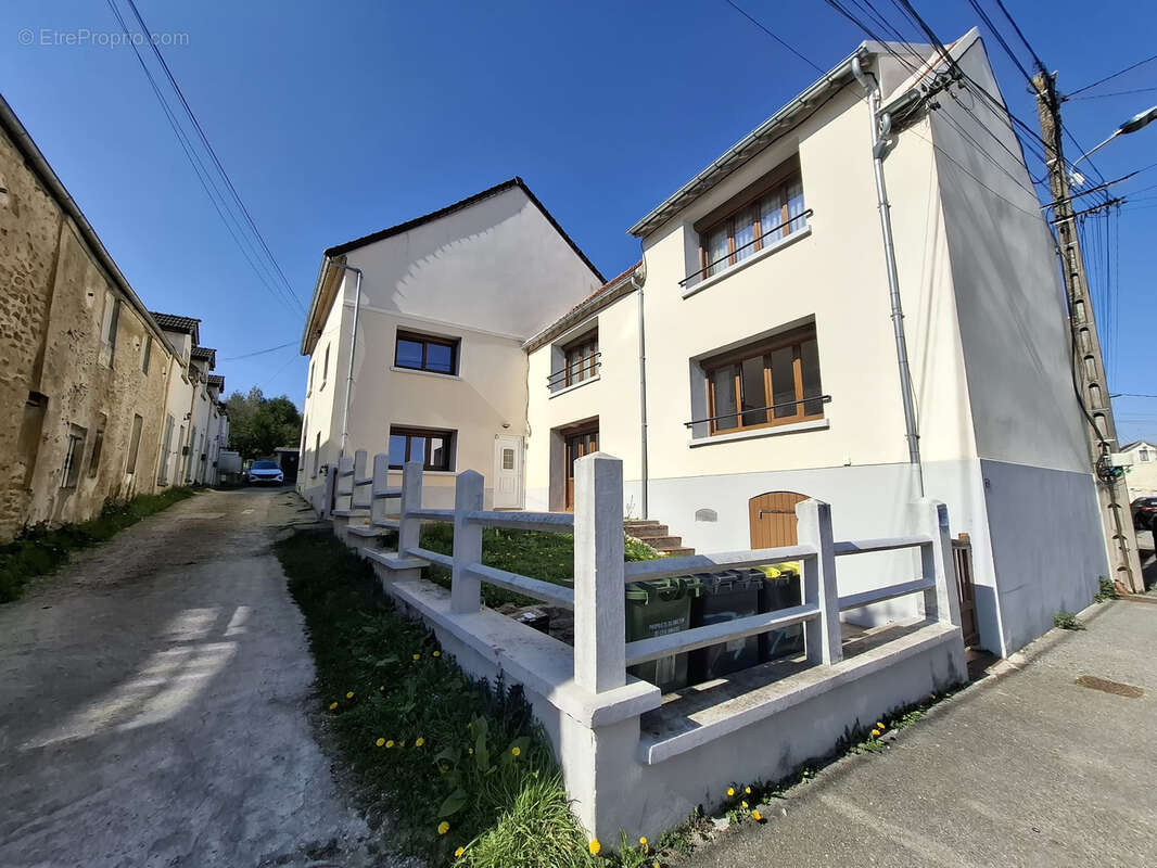 Maison à COULOMMIERS