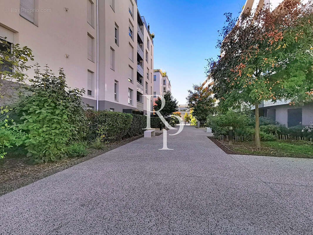 Appartement à LYON-8E