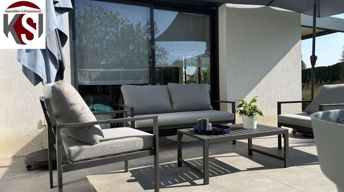 Maison à SEILLONS-SOURCE-D&#039;ARGENS