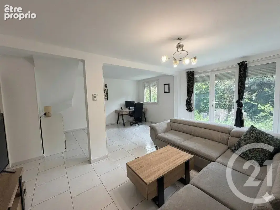 Appartement à AULNAY-SOUS-BOIS