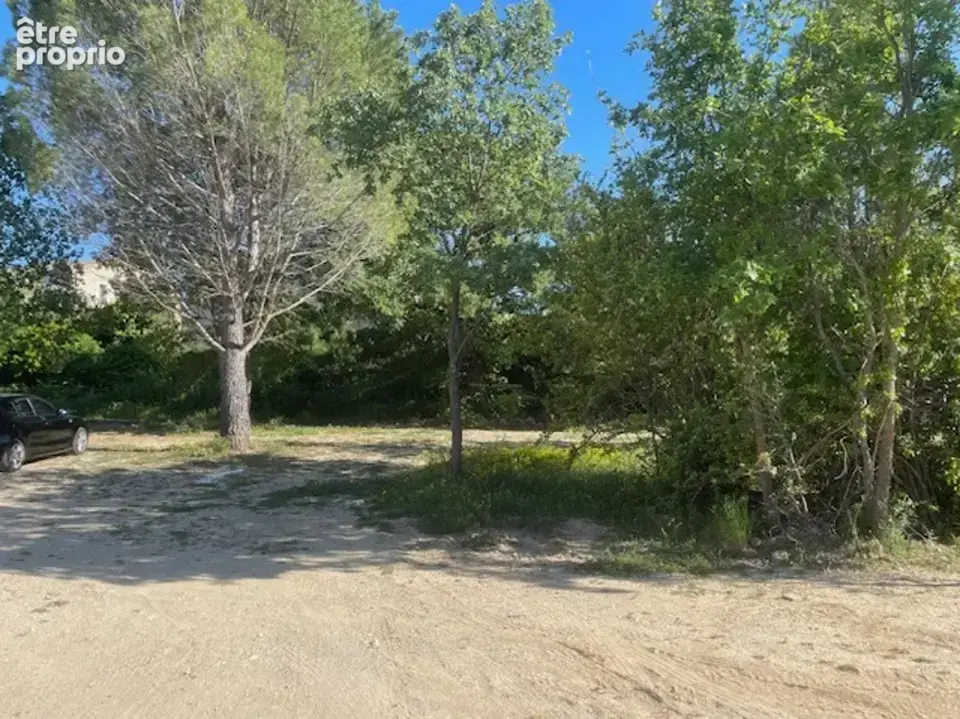 Terrain à ROGNES