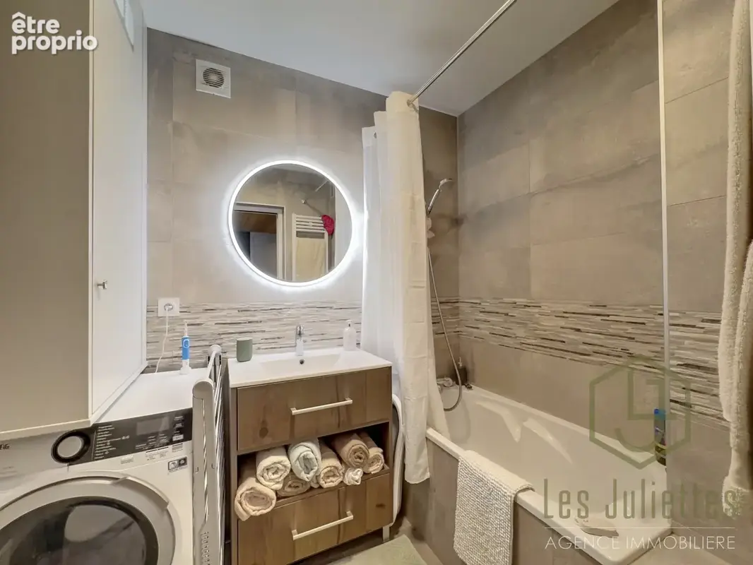 Superbe appartement 2 chambres avec belles terrasses au coeur du village - photo 9