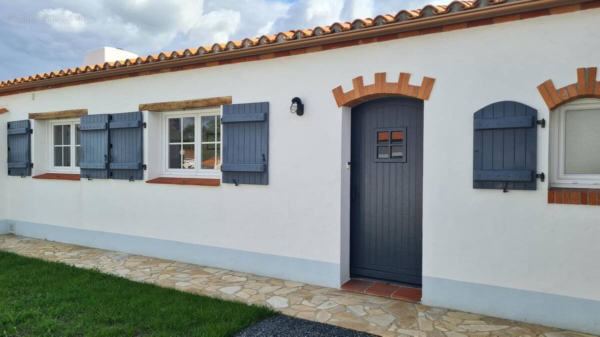 Photo 1 - Maison à SOULLANS