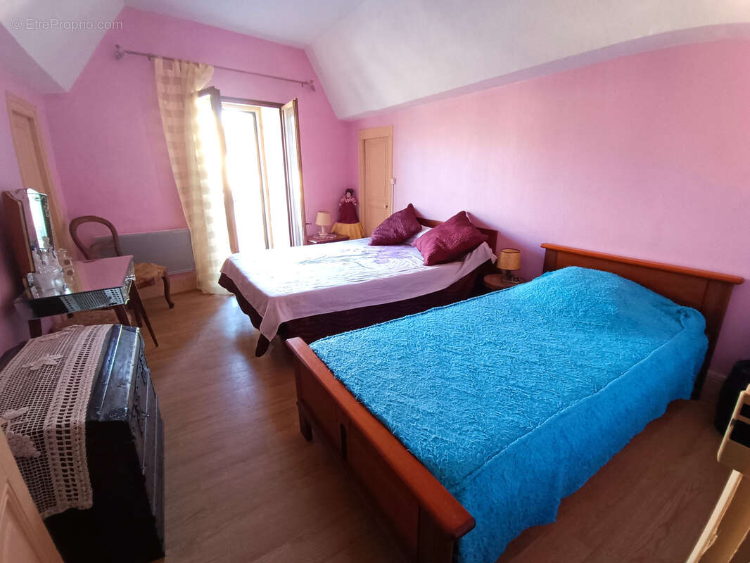 Maison à CASSAGNES-BEGONHES