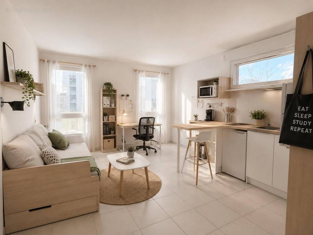   - Appartement à LYON-7E