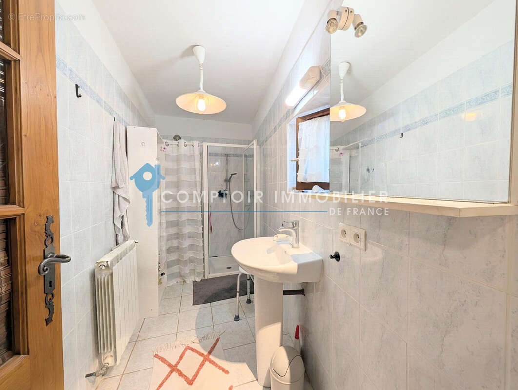 Dépt Hérault (34) - Valflaunès - À vendre - Appartement en rez de jardin T3 de 100m2, parcelle de 2000m2 - photo 10