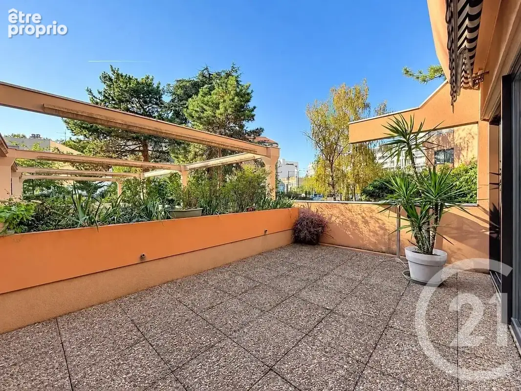 Appartement 4 pièces 84 m² à vendre à Lyon-7e (69007) - photo 1