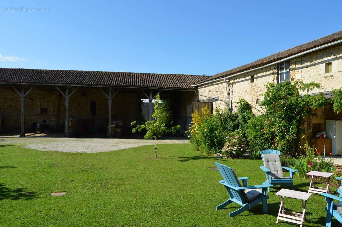 Maison à MONTJEAN