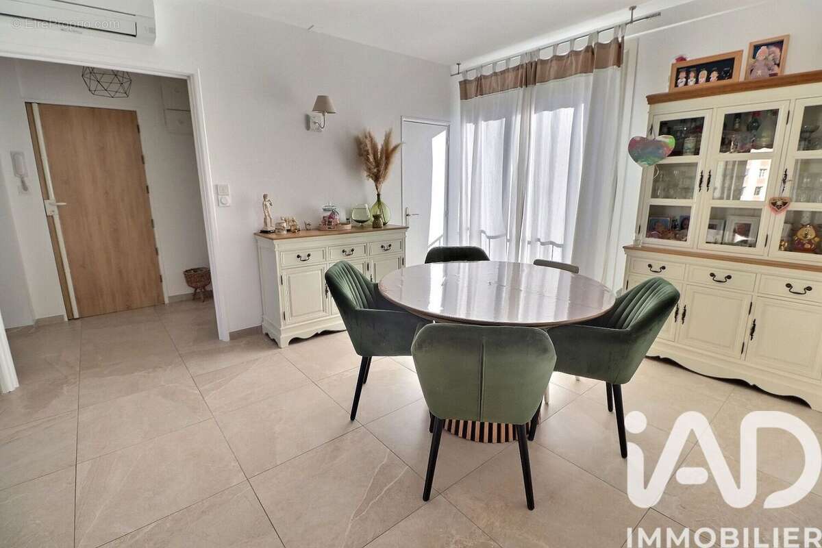 Photo 2 - Appartement à MARSEILLE-13E