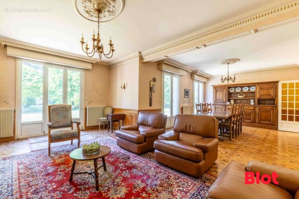 Maison à SAINT-GILLES