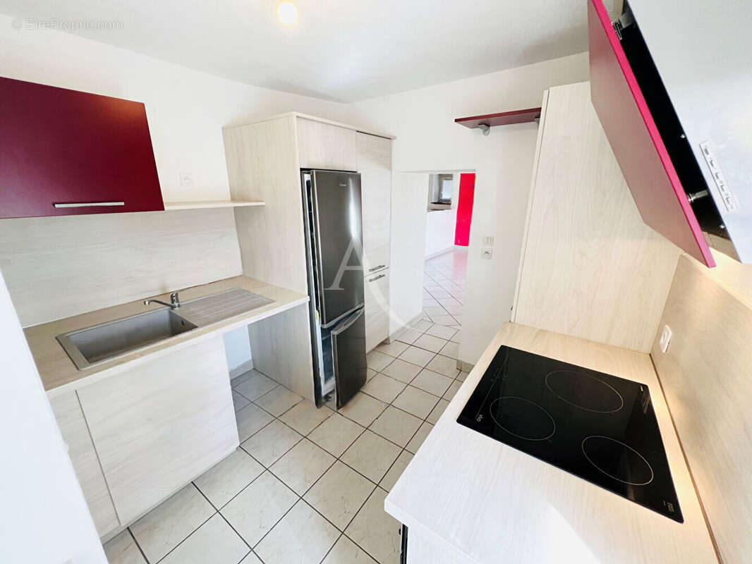 Appartement T3 61m² - PONT DE VAUX - photo 3