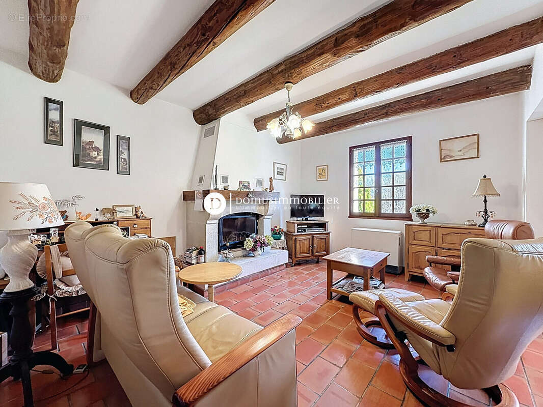 Maison à SAINT-SATURNIN-LES-AVIGNON