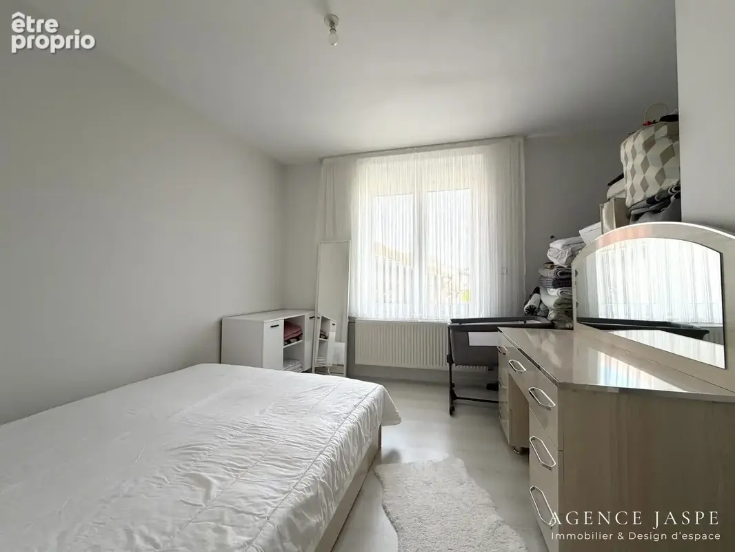 Maison 4 pièces 102 m² à vendre à Sury-Le-Comtal (42450) - photo 8