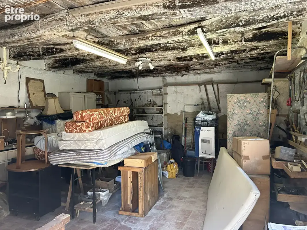 Ancien atelier d'artisans à rénover - photo 8