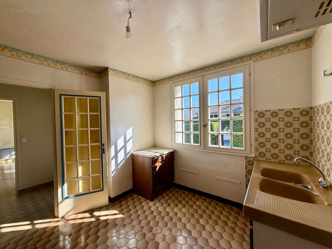 Maison à HOUDAN