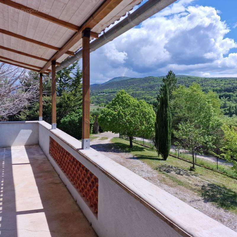 Maison à SAINT-AUBAN-SUR-L&#039;OUVEZE