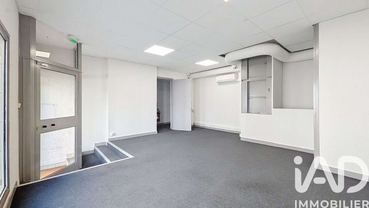 Photo 2 - Commerce à CLERMONT-FERRAND