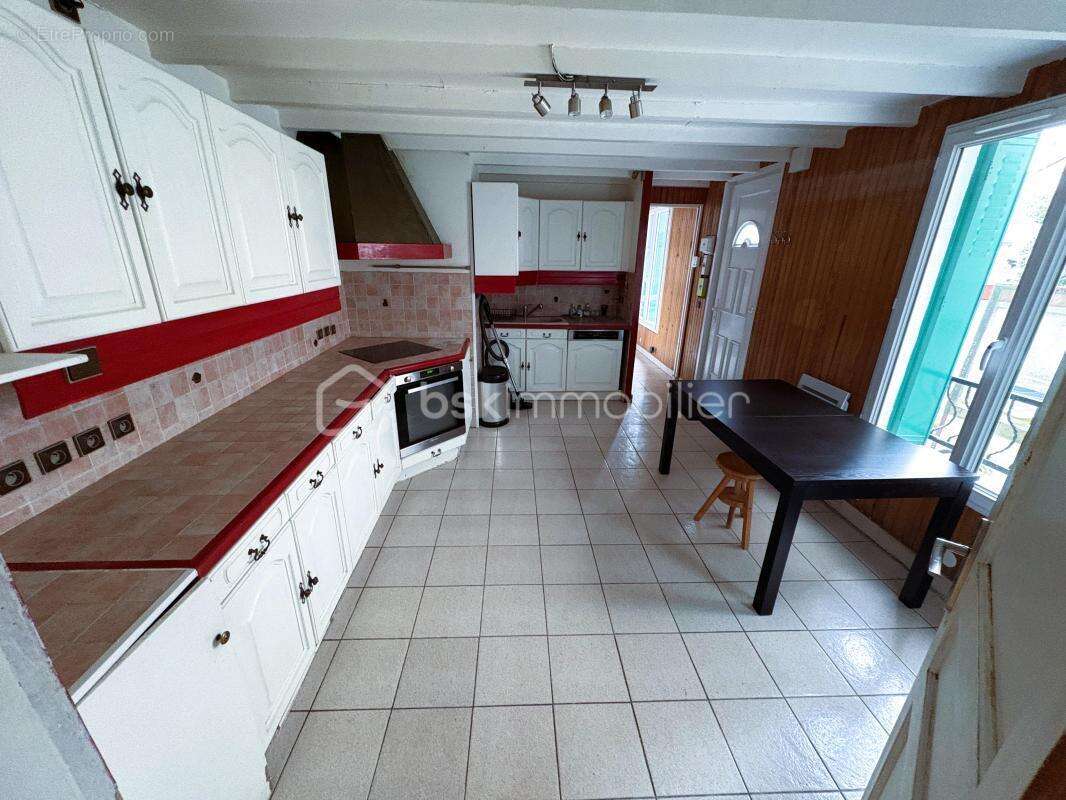Maison à LES LILAS