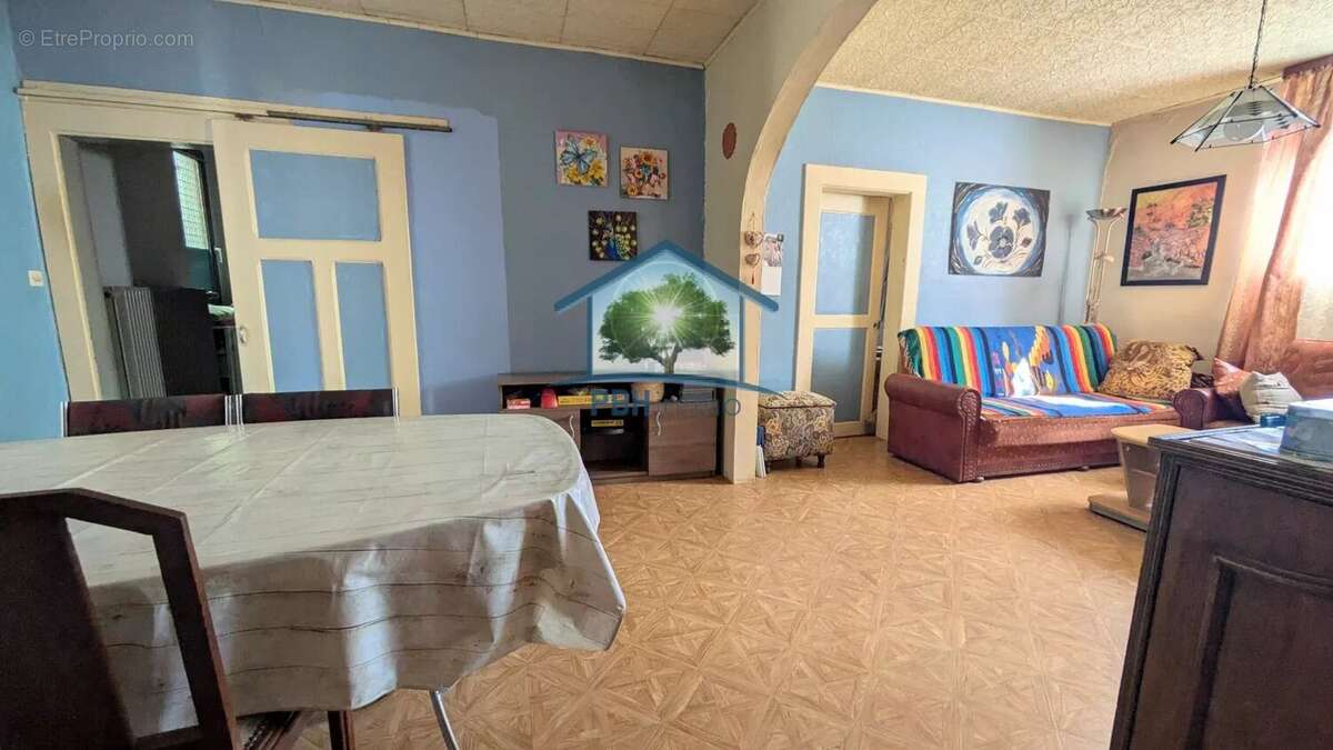 BOUXWILLER (67) - Immeuble avec 2 Appartements et Petit Maison sur 2.97 ares - photo 5