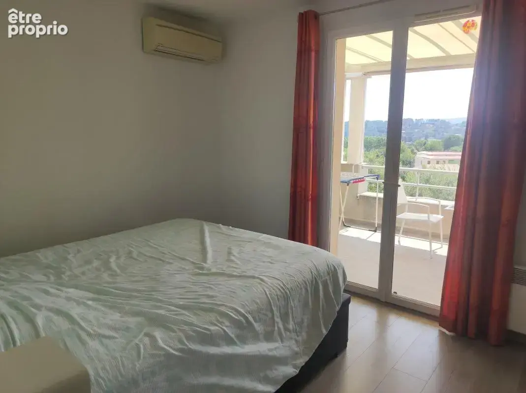 Lorgues ,   Joli Appartement  très Lumineux avec une Terrasse - photo 8