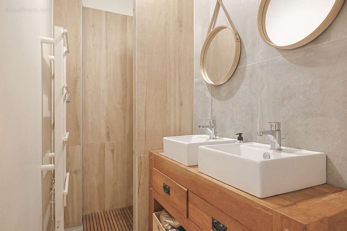 Appartement à HYERES