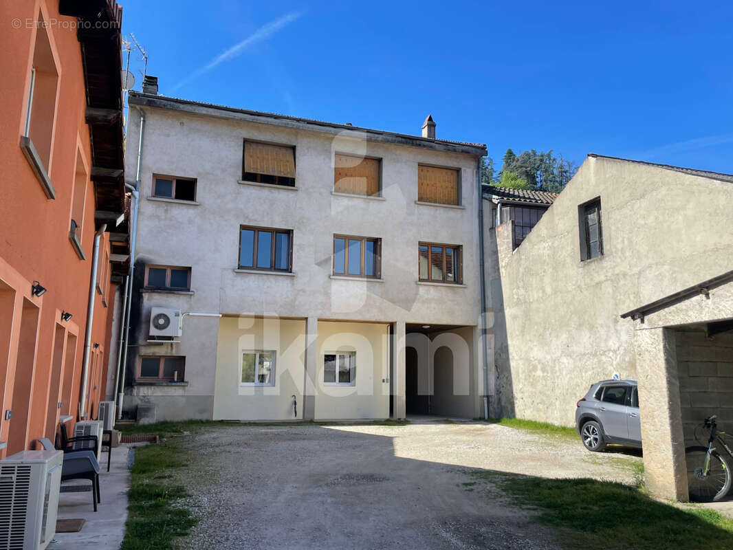 Appartement à TOURNON-SUR-RHONE