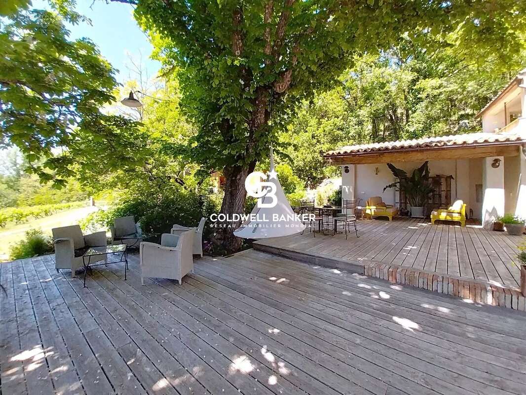 Maison à SAINT-ANTONIN-DU-VAR