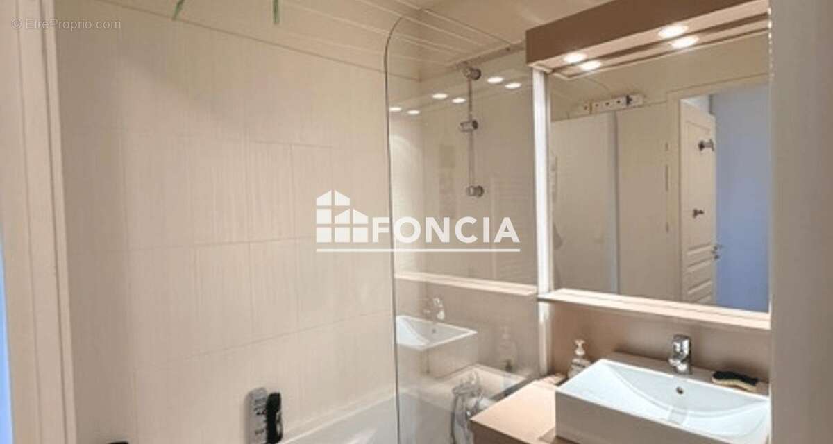 Appartement à CLUSES