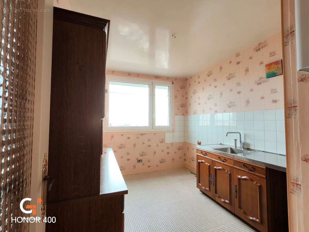 Appartement à SAINT-ETIENNE-DU-ROUVRAY