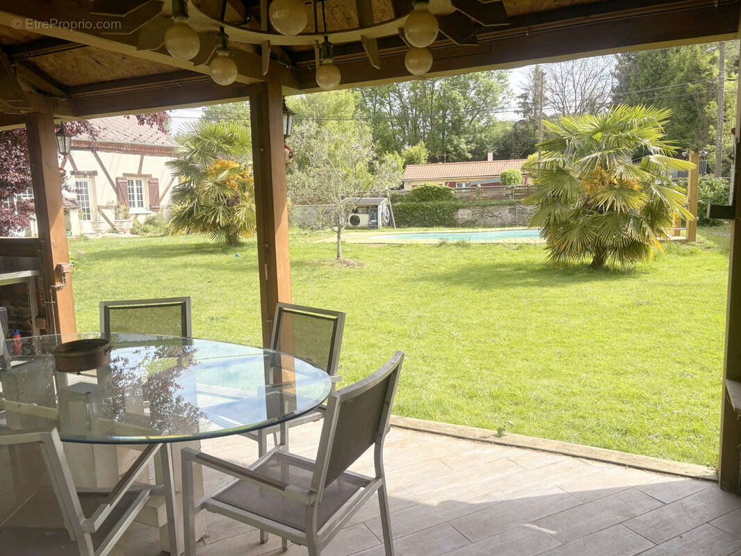 Maison à SAINTE-GENEVIEVE