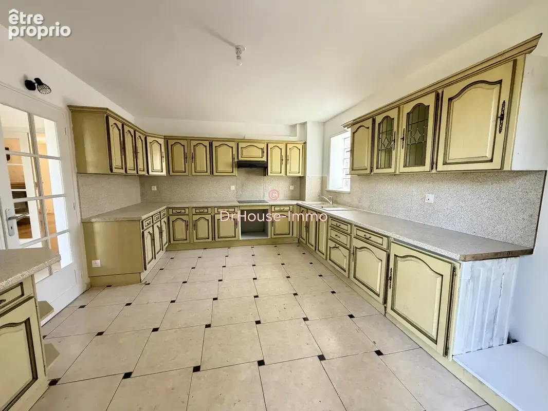 Maison 8 pièces 196 m² à vendre à Amilly (45200) - photo 17