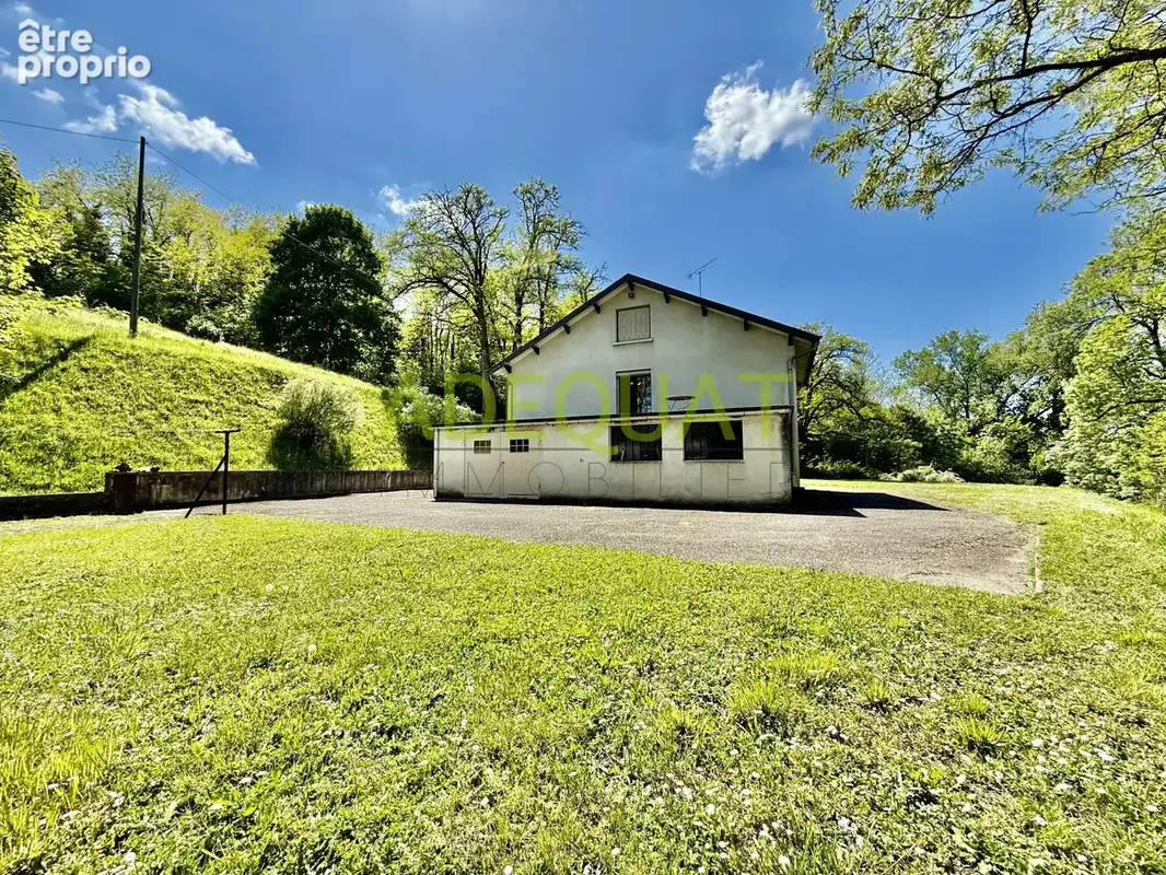 BOURGOIN JALLIEU, maison individuelle sur sous-sol complet incluant 2 garages /  terrain de 5955m2... - photo 5