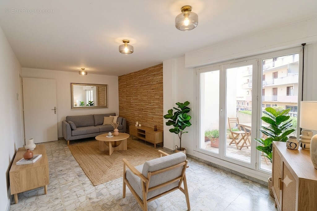 Appartement Avignon 5 pièce(s) 105 m2 - photo 2