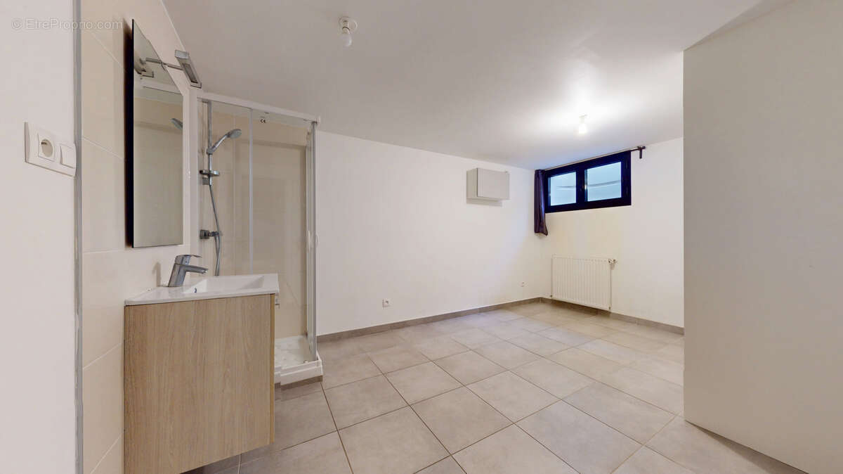 Maison à SARTROUVILLE