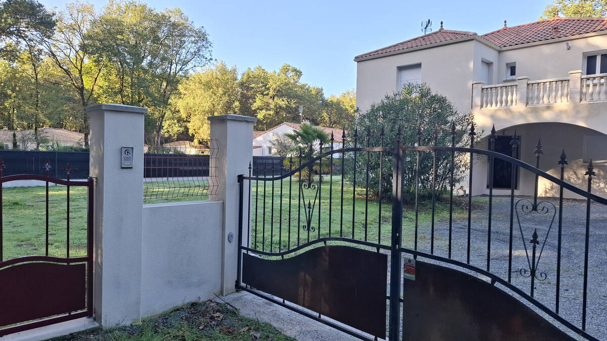 Maison à LA CHEVROLIERE