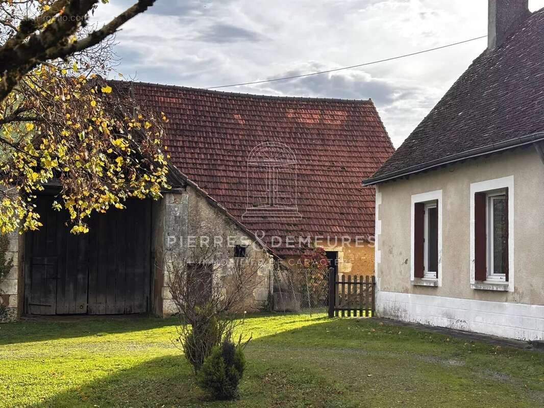 Maison à MERS-SUR-INDRE