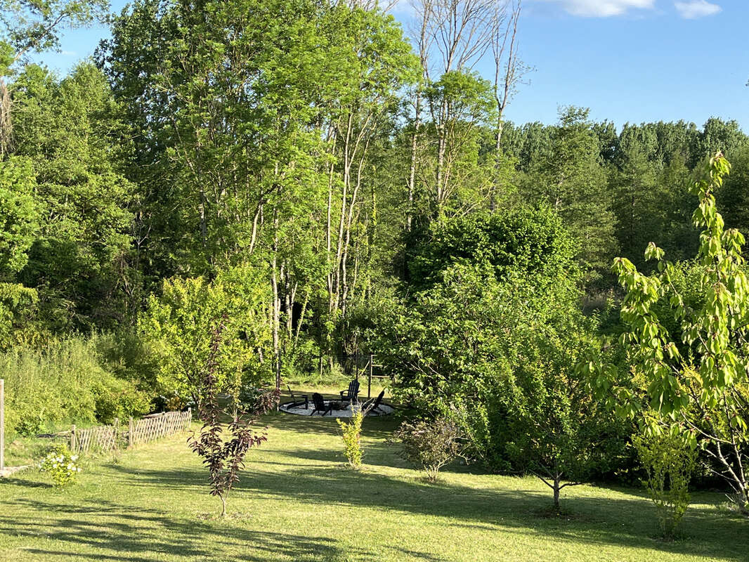 Maison à BRIARRES-SUR-ESSONNE