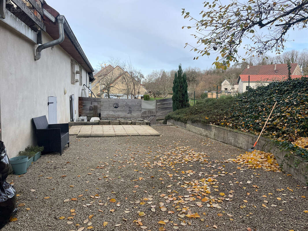 Appartement à CLAIRVAUX-LES-LACS