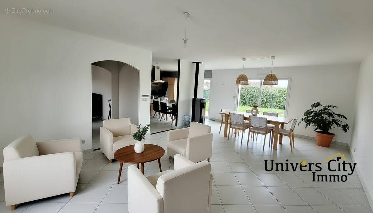 Maison à LA FERRIERE