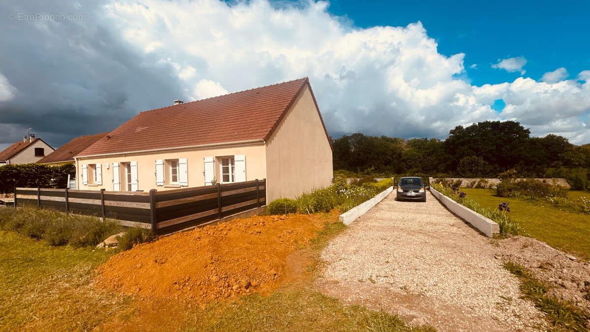 Pavillon de plain pied avec grand terrain à Coutarnoux (89440) au prix de 184 575 € F.A.I. - photo 4