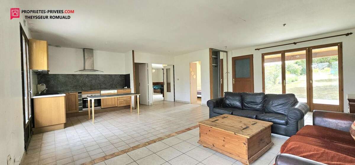Maison plain pied de 135 M² à Charny Oree De Puisaye - photo 4