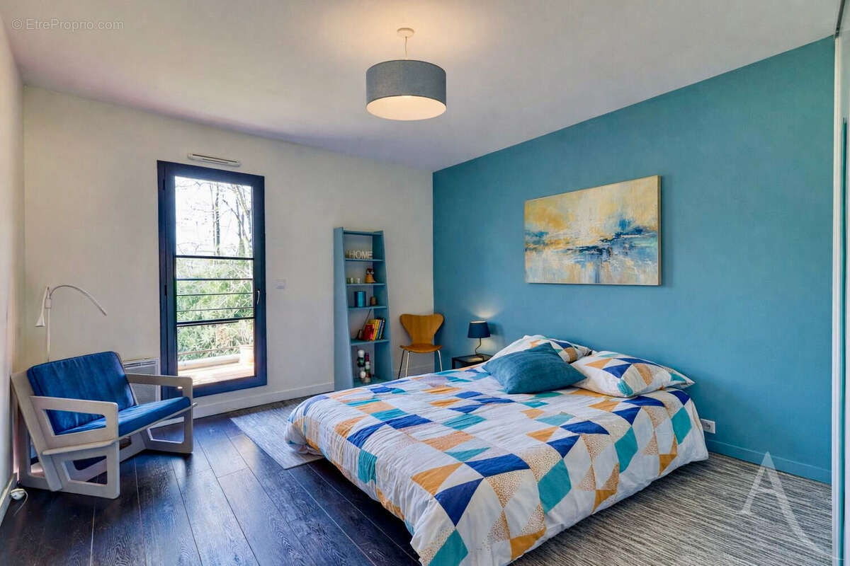 Maison Montaigu - photo 11