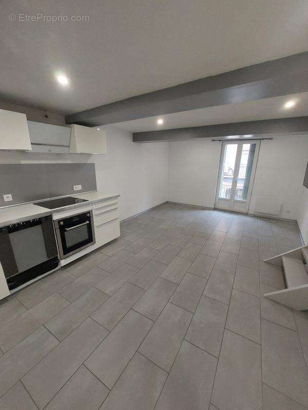 Argelès-sur-Mer   T3 rénové 54 m2, idéal résidence ou invest - photo 3