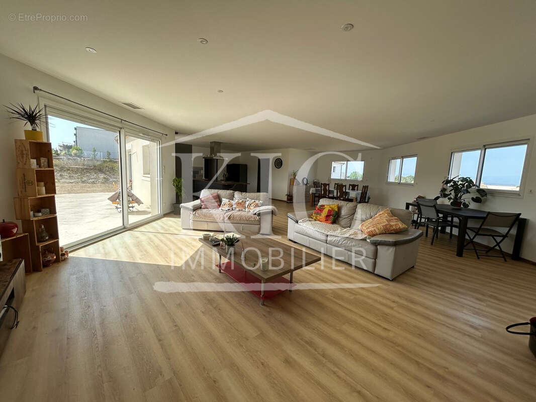 Maison à CARCASSONNE