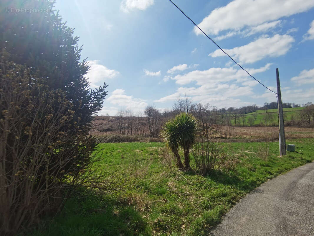 Maison à SAINT-JUNIEN